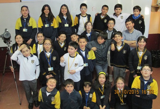 Participantes del Taller junto a Max Hernández
