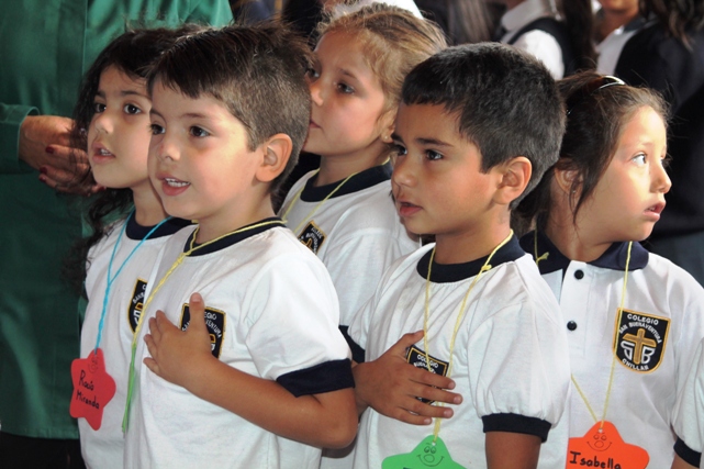 Kínder A en su primer día de clases.