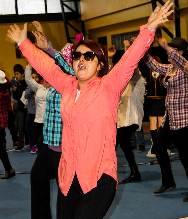 Pegajosos ritmos presentes en los bailes.